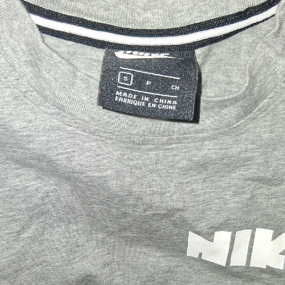Nike Heather Gray Tee with Logo